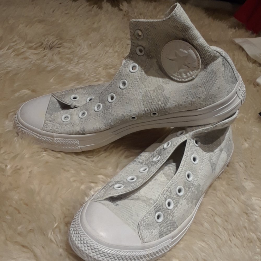 Mens faded White Camo Chucks